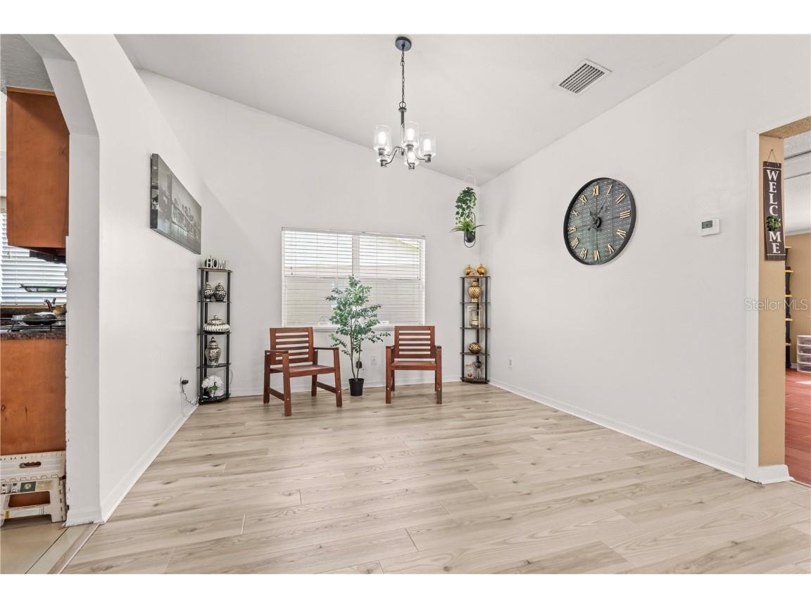 2108 Ridgemore Drive Valrico FL 33594 TB8423391 image10