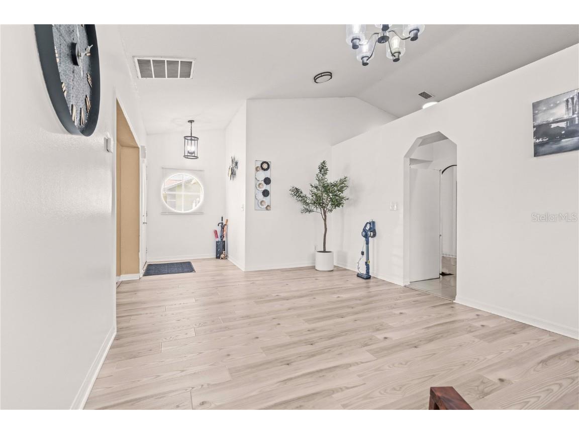 2108 Ridgemore Drive Valrico FL 33594 TB8423391 image11