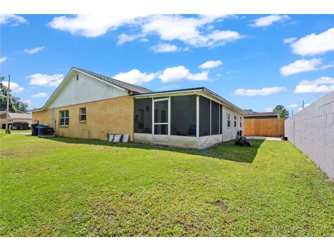 2108 Ridgemore Drive Valrico FL 33594 TB8423391 image22