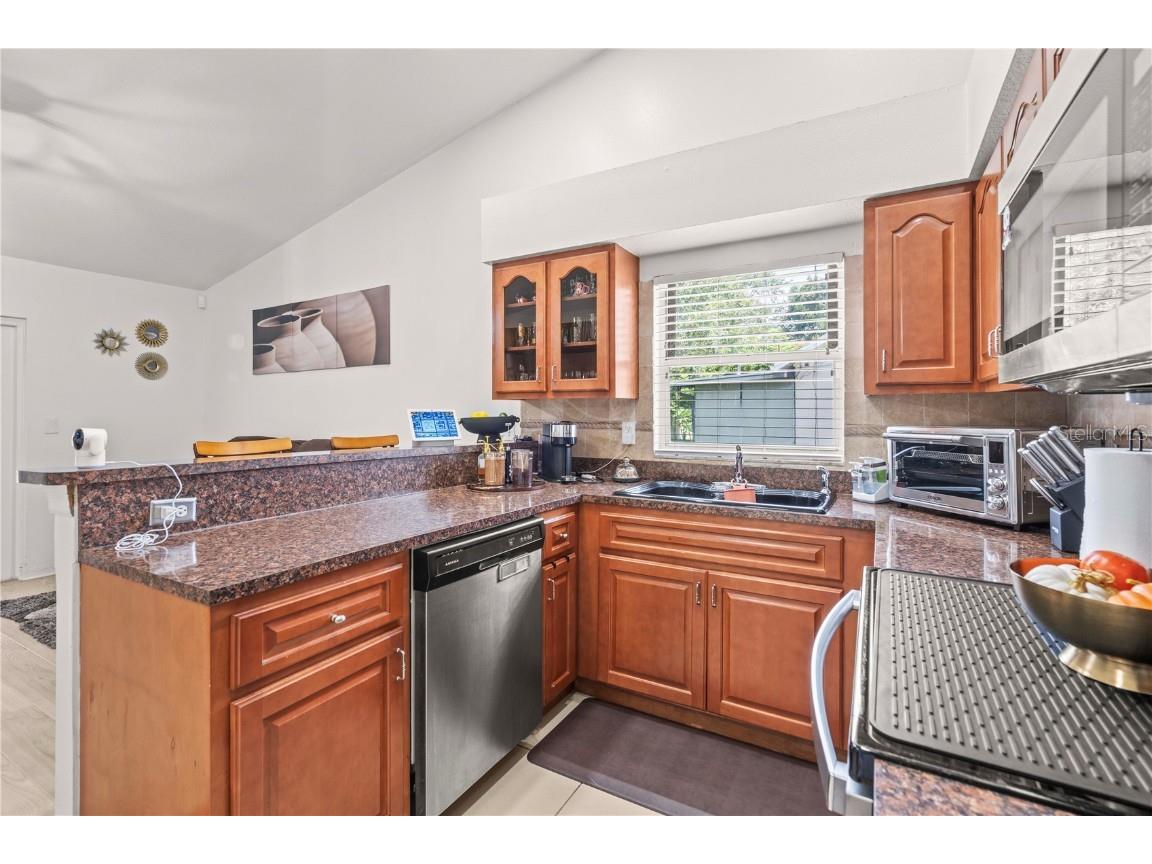 2108 Ridgemore Drive Valrico FL 33594 TB8423391 image25