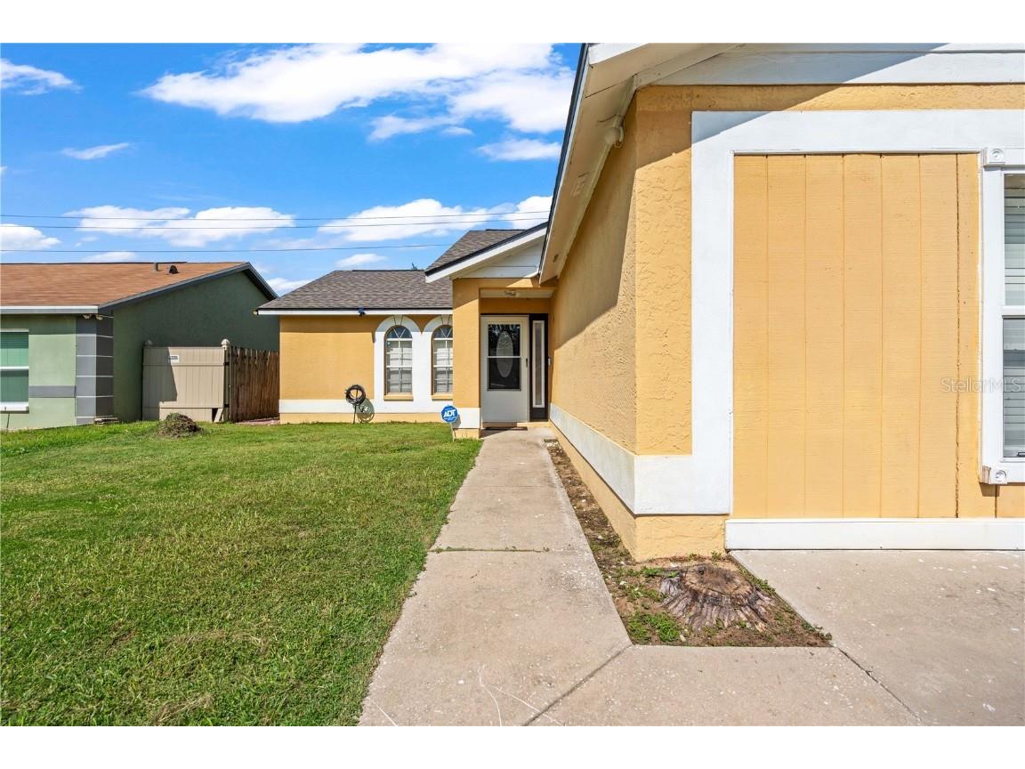 2108 Ridgemore Drive Valrico FL 33594 TB8423391 image7