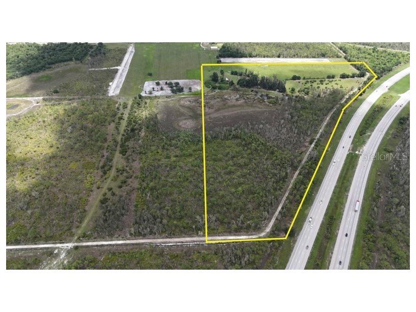 21081 Granville Road North Fort Myers FL 33917 OM703725 image1