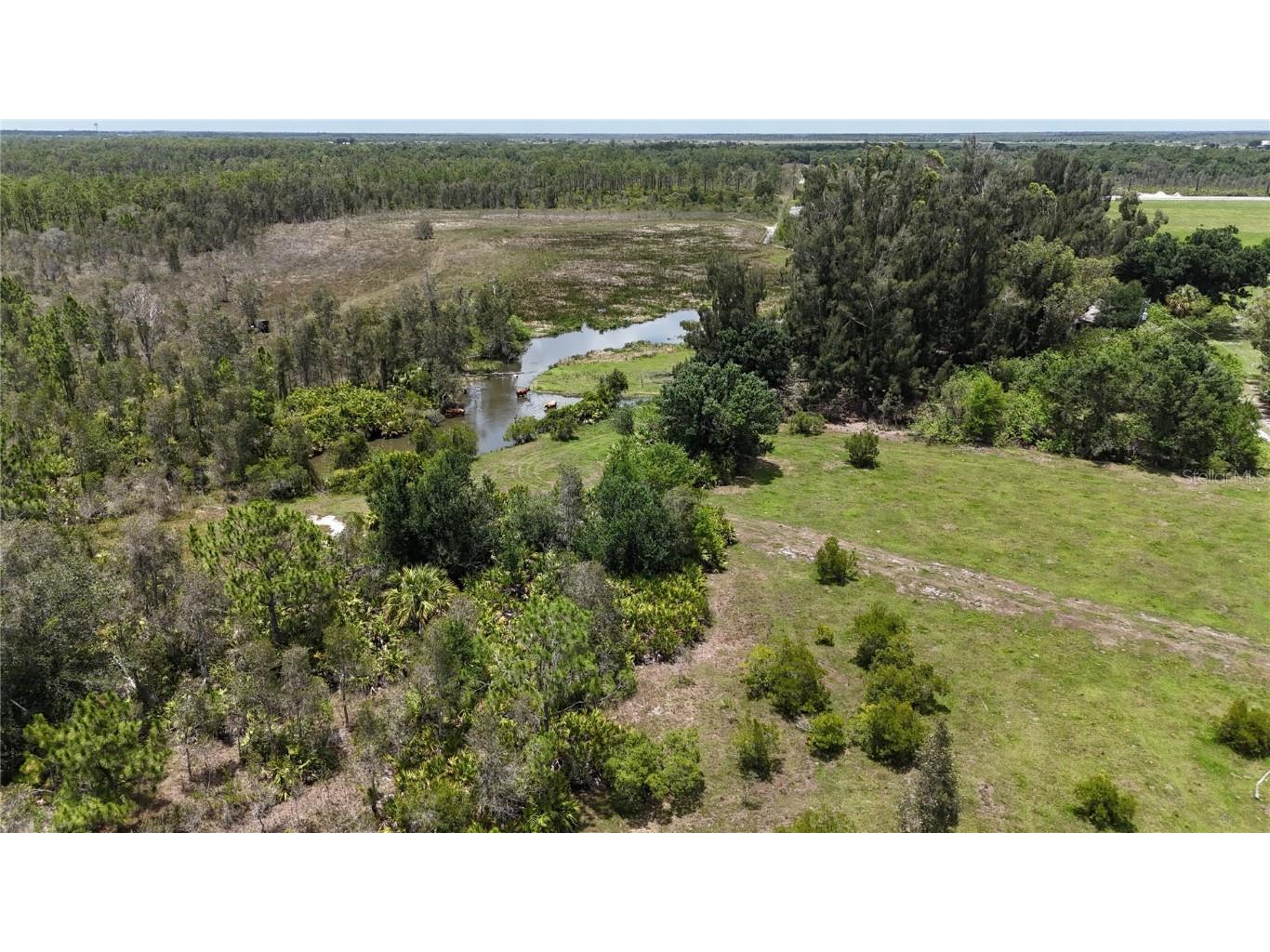 21081 Granville Road North Fort Myers FL 33917 OM703725 image3