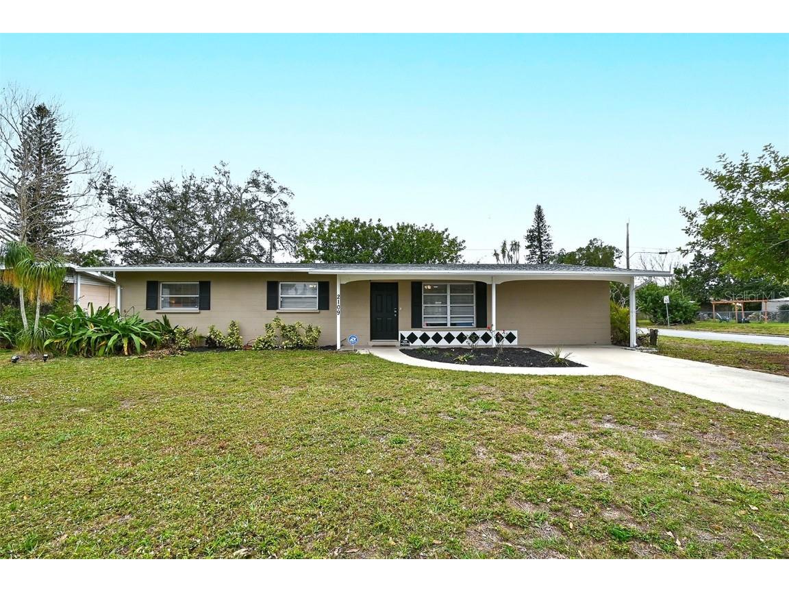 2109 23rd Avenue W Bradenton FL 34205 A4597664 image1