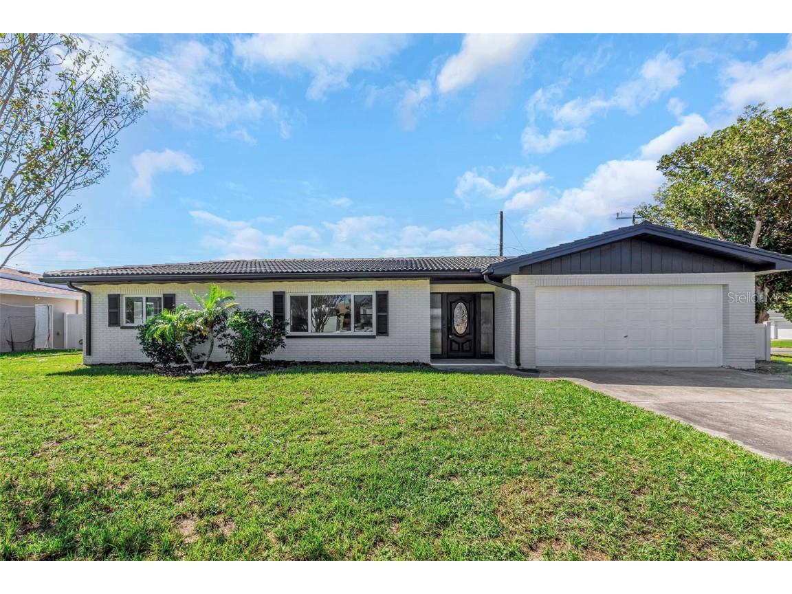 2109 Academy Drive Clearwater FL 33764 O6247626 image1