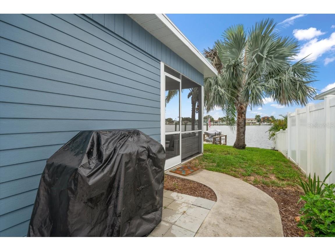 2109 Bay Boulevard Indian Rocks Beach FL 33785 - INTRACOASTAL WATERWAY TB8426984 image44