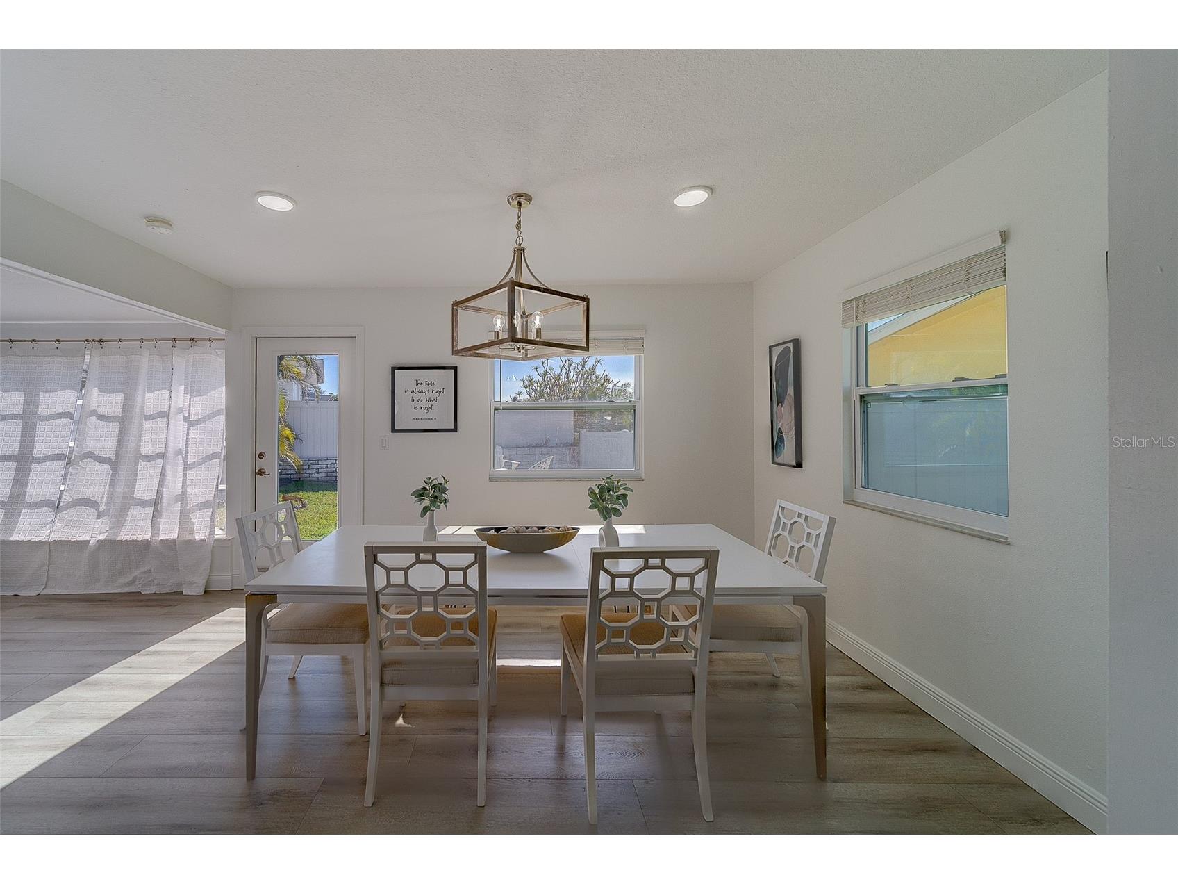 2109 Bayshore Drive Belleair Beach FL 33786 - INTRACOASTAL WATERWAY TB8473235 image11