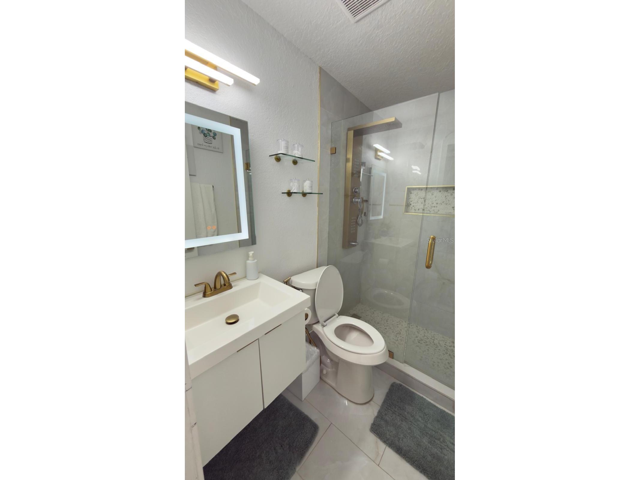 2109 E Navajo Avenue Tampa FL 33612 TB8494149 image15