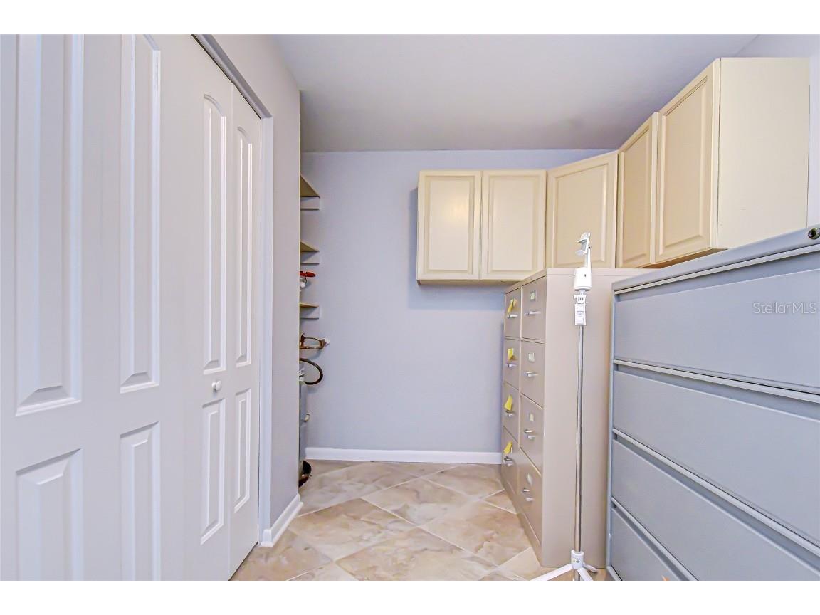 2109 Lithia Pinecrest Road Valrico FL 33596 TB8456021 image20