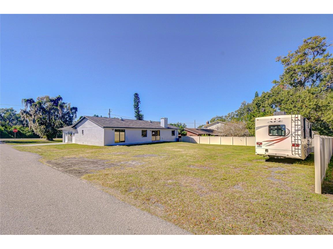 2109 Lithia Pinecrest Road Valrico FL 33596 TB8456021 image26