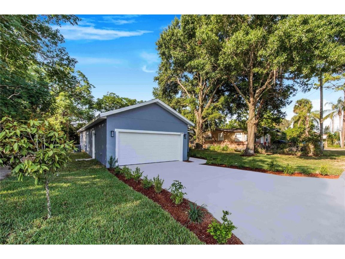 2109 Melbourne Avenue Haines City FL 33844 P4930361 image1