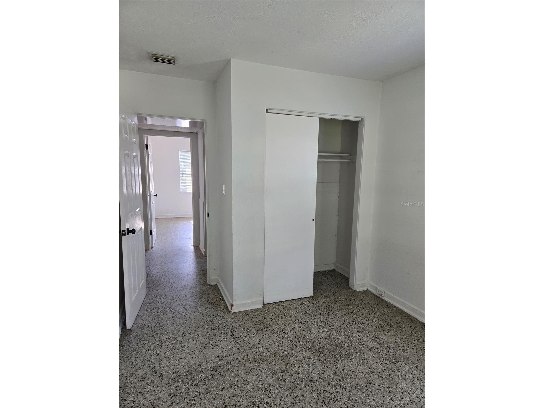 2109 S Mills Avenue Orlando FL 32806 O6416592 image12