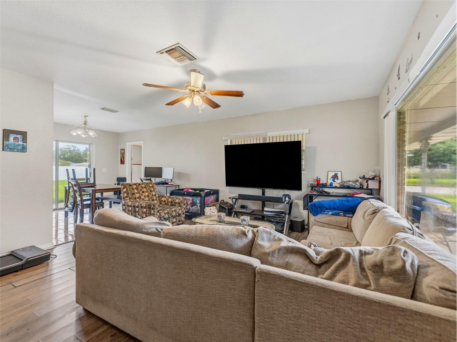 2109 W Erna Drive Tampa FL 33603 TB8516966 image5