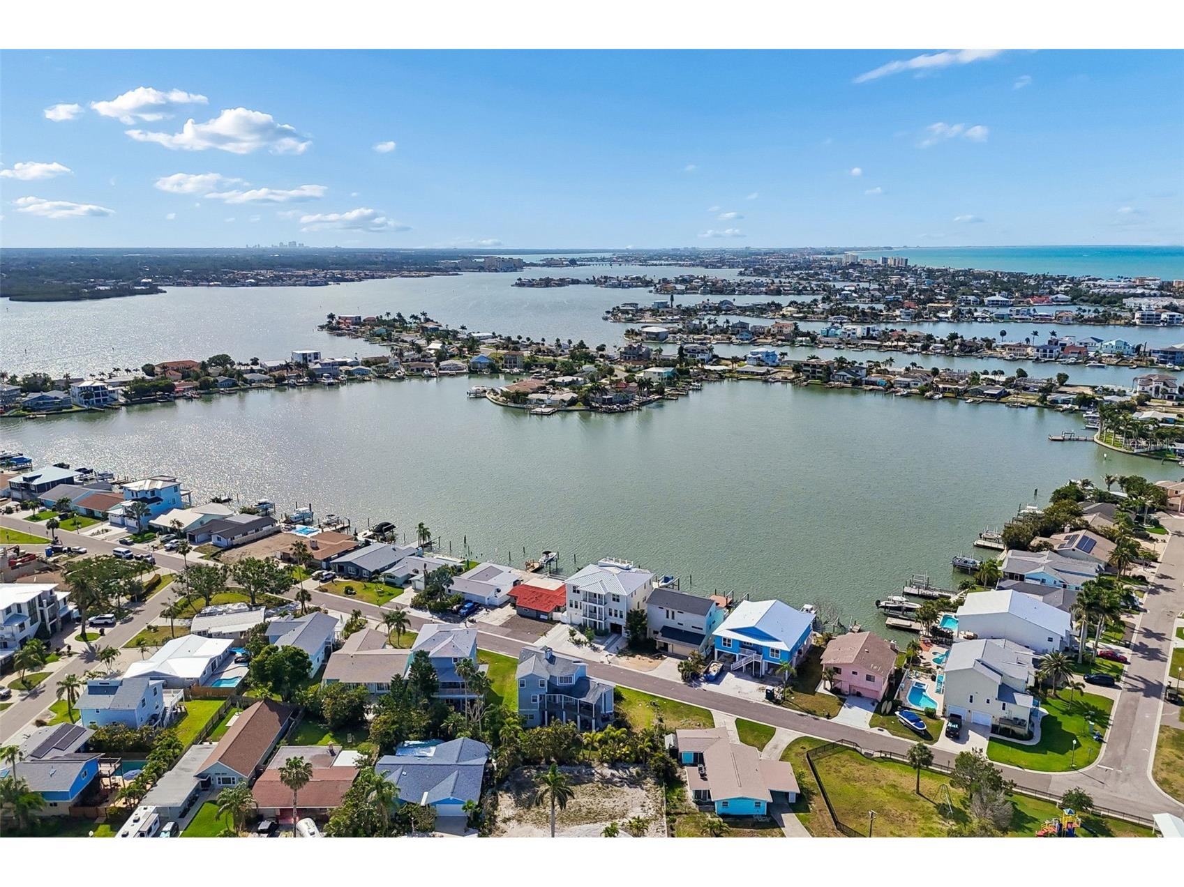 211 176th Terrace Drive E Redington Shores FL 33708 TB8505751 image4