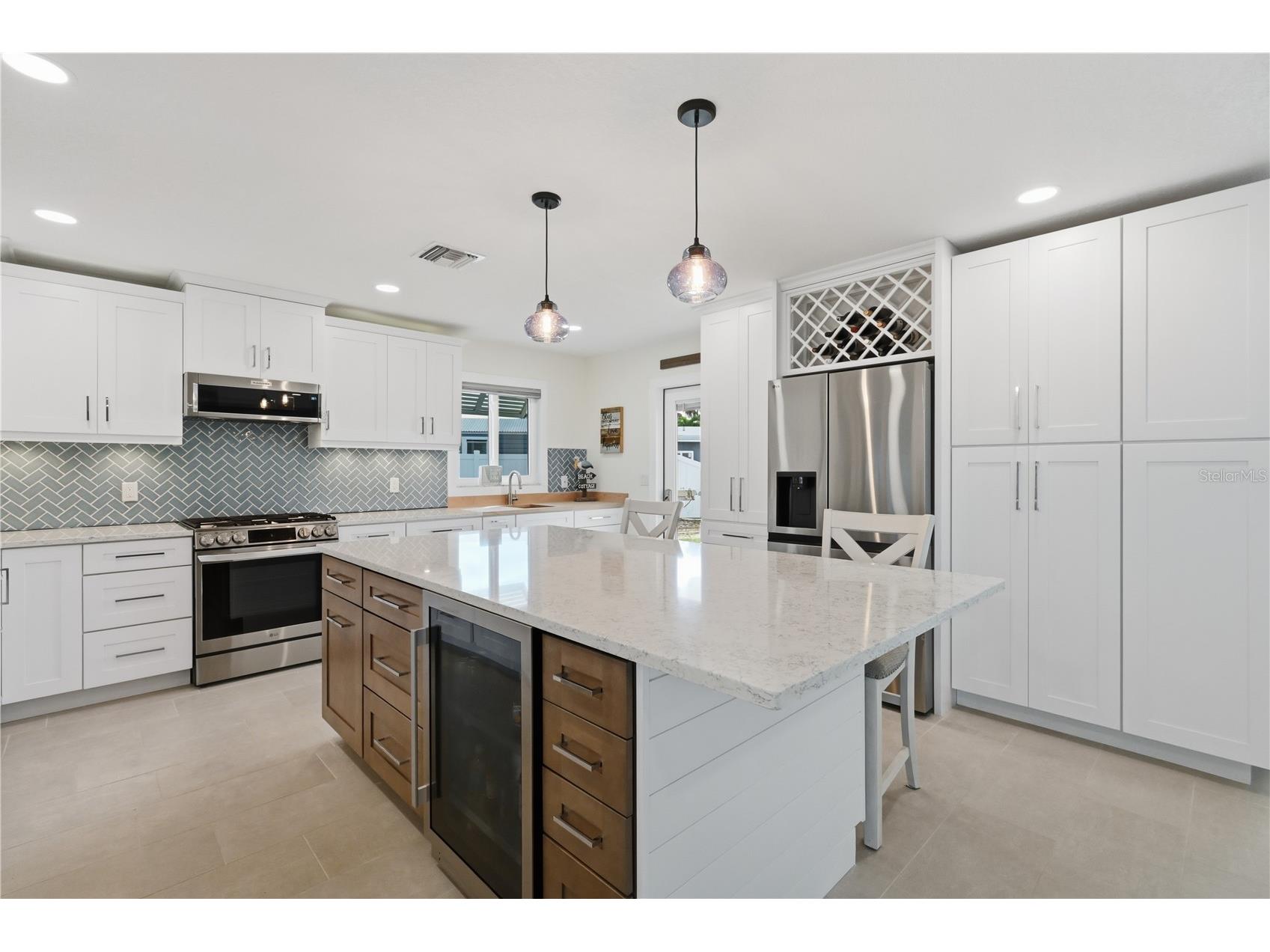211 21st Street NE Bradenton FL 34208 - MANATEE RIVER A4687059 image10