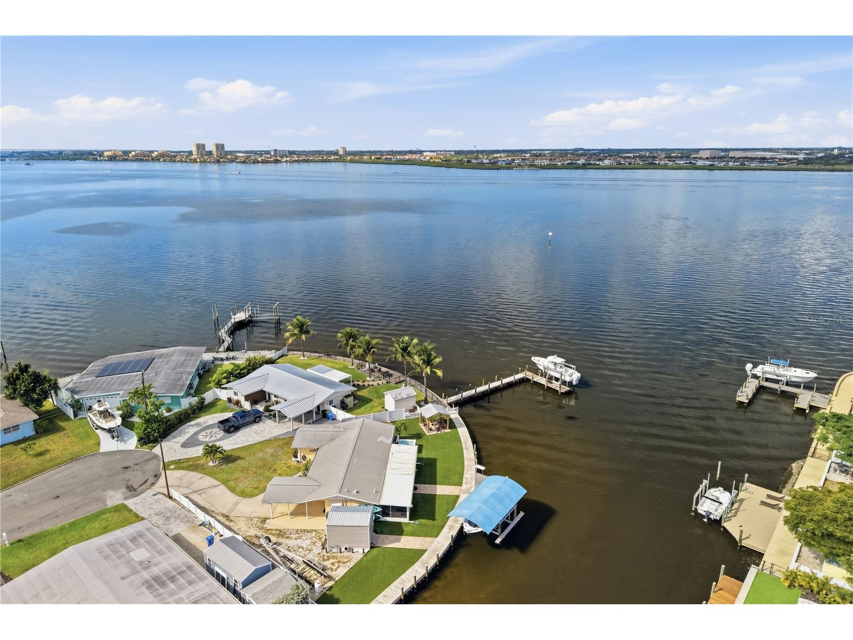 211 21st Street NE Bradenton FL 34208 - MANATEE RIVER A4687059 image7