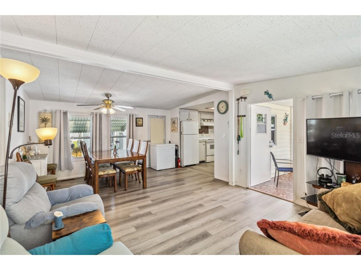 211 52nd Avenue Plaza W Bradenton FL 34207 TB8426066 image10