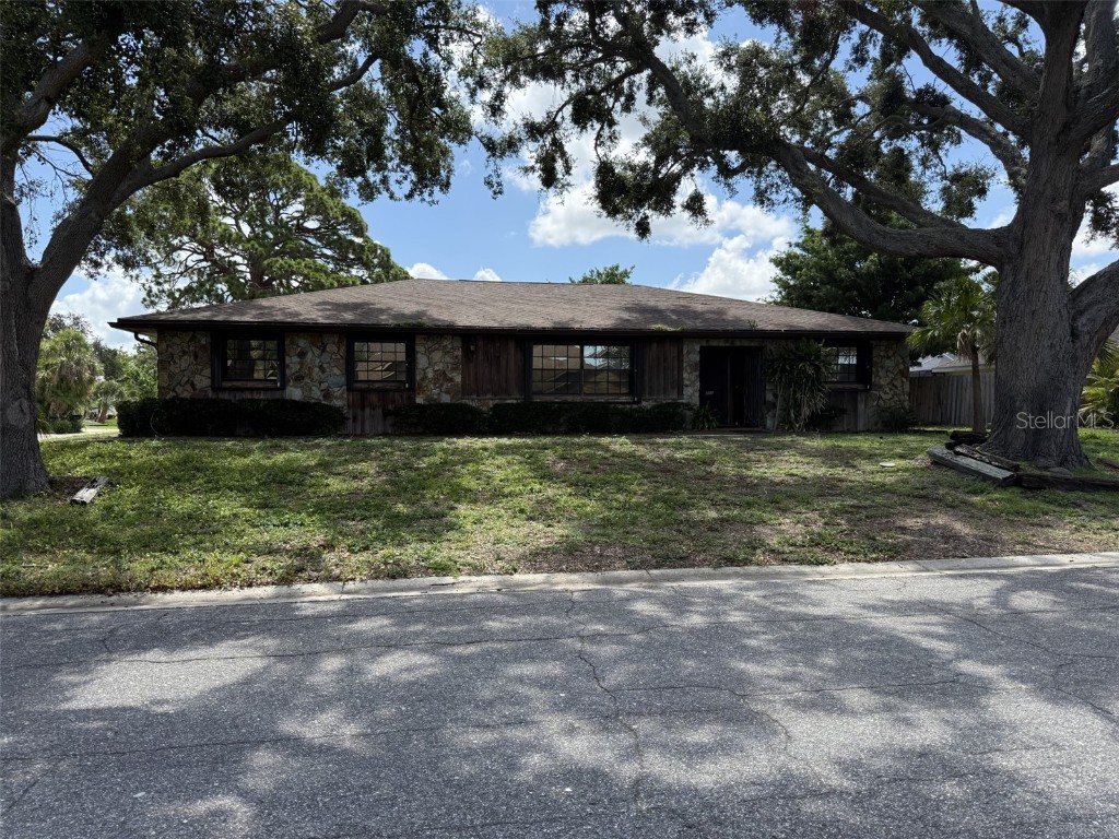 211 55th Street NW Bradenton FL 34209 A4656052 image1