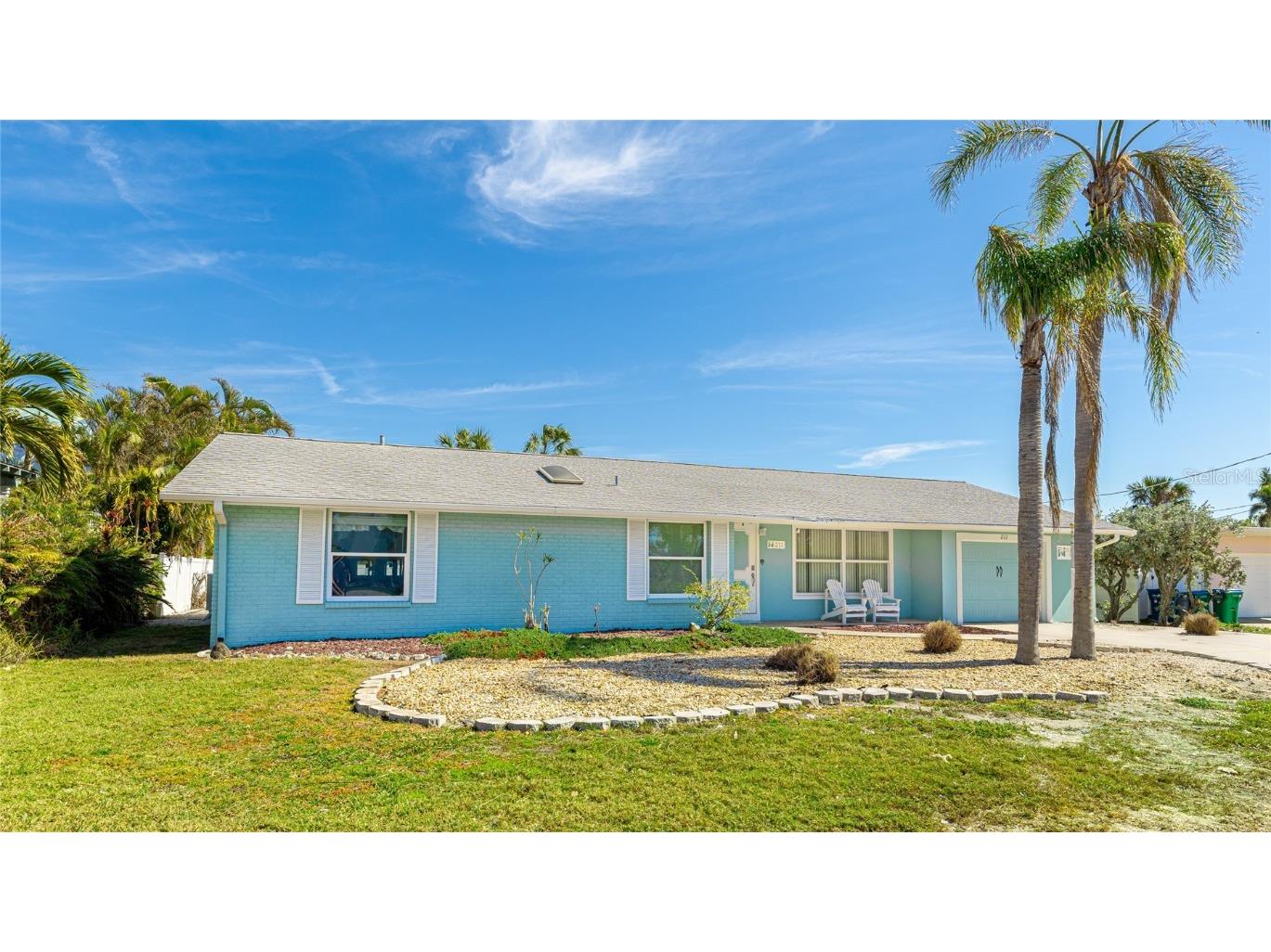 211 84th Street Holmes Beach FL 34217 A4637950 image1