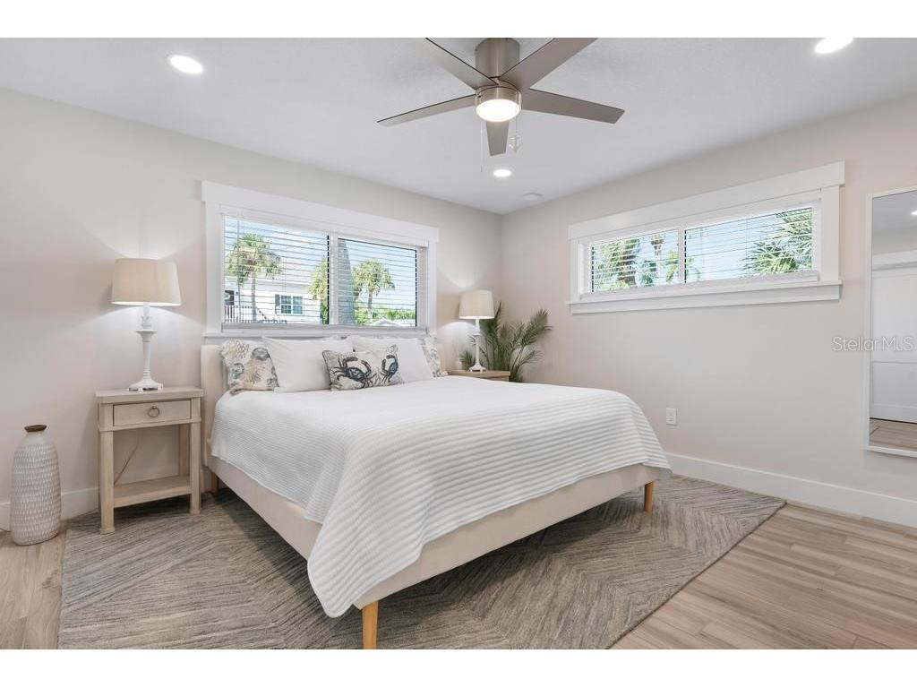 211 85th Street Holmes Beach FL 34217 A4674337 image29