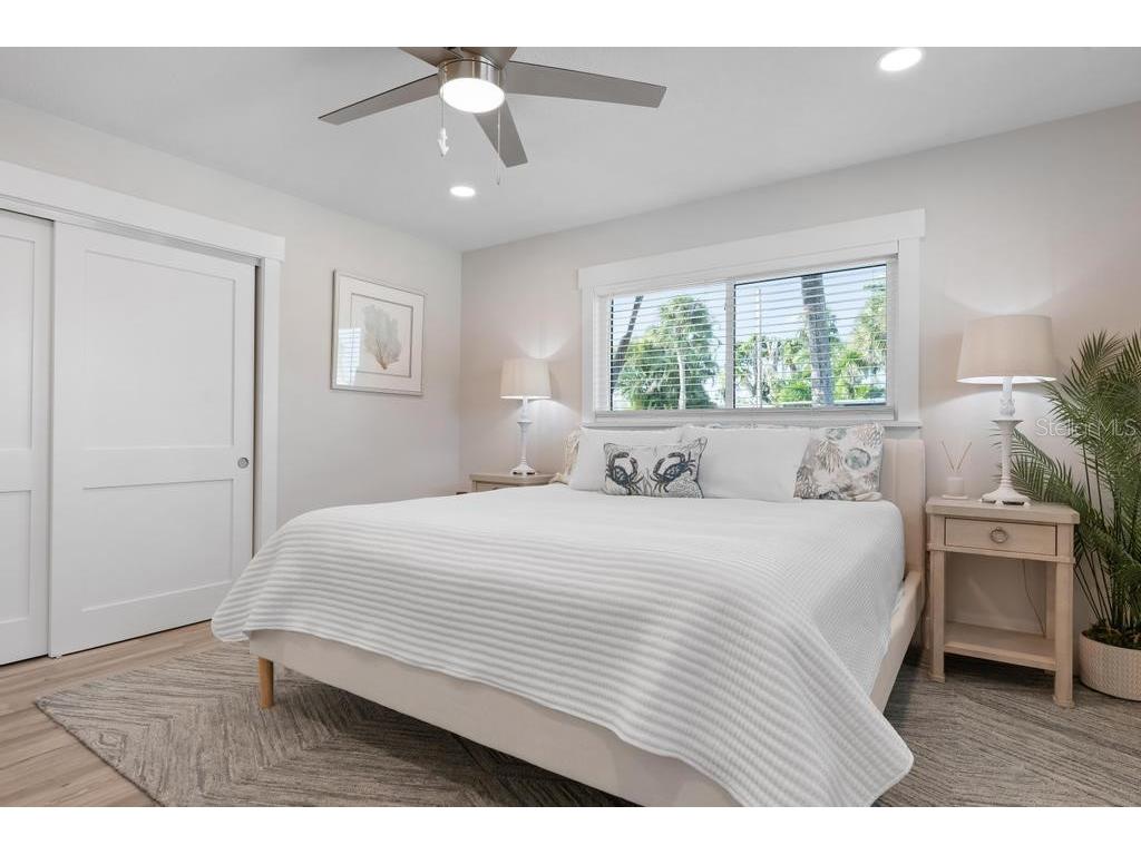 211 85th Street Holmes Beach FL 34217 A4674337 image31