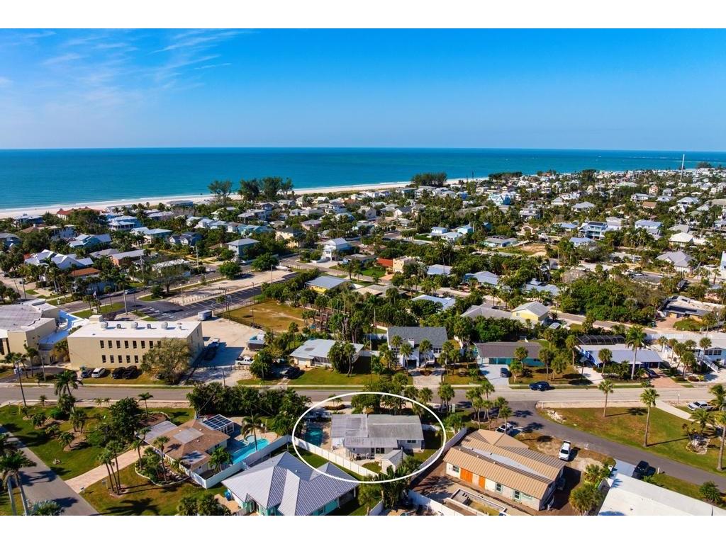211 85th Street Holmes Beach FL 34217 A4674337 image51
