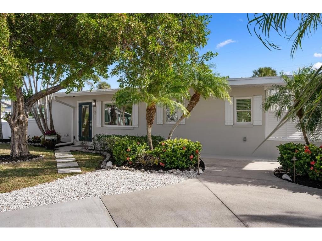 211 85th Street Holmes Beach FL 34217 A4674337 image53