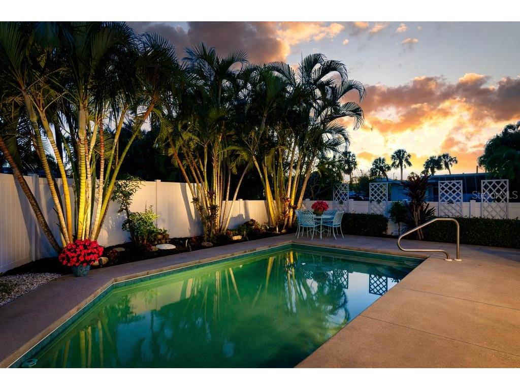 211 85th Street Holmes Beach FL 34217 A4674337 image55