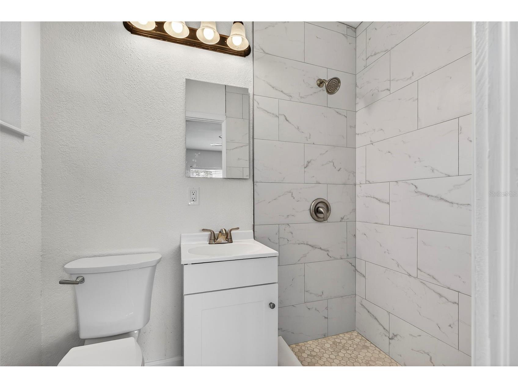 211 89th Avenue N Saint Petersburg FL 33702 TB8479234 image15