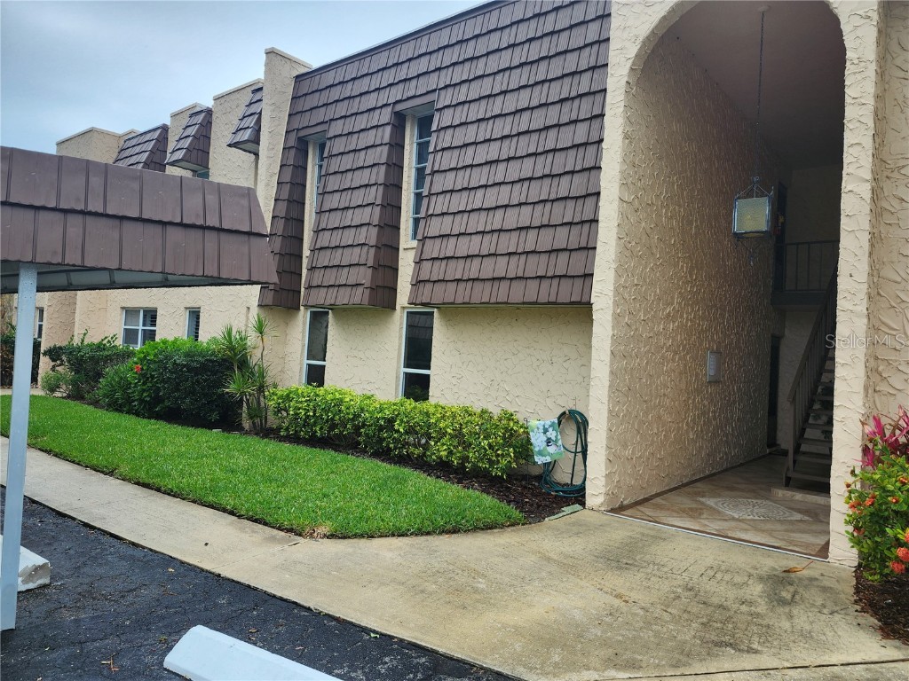 211 Aspen Circle #211 Seminole FL 33777 U8238377 image1