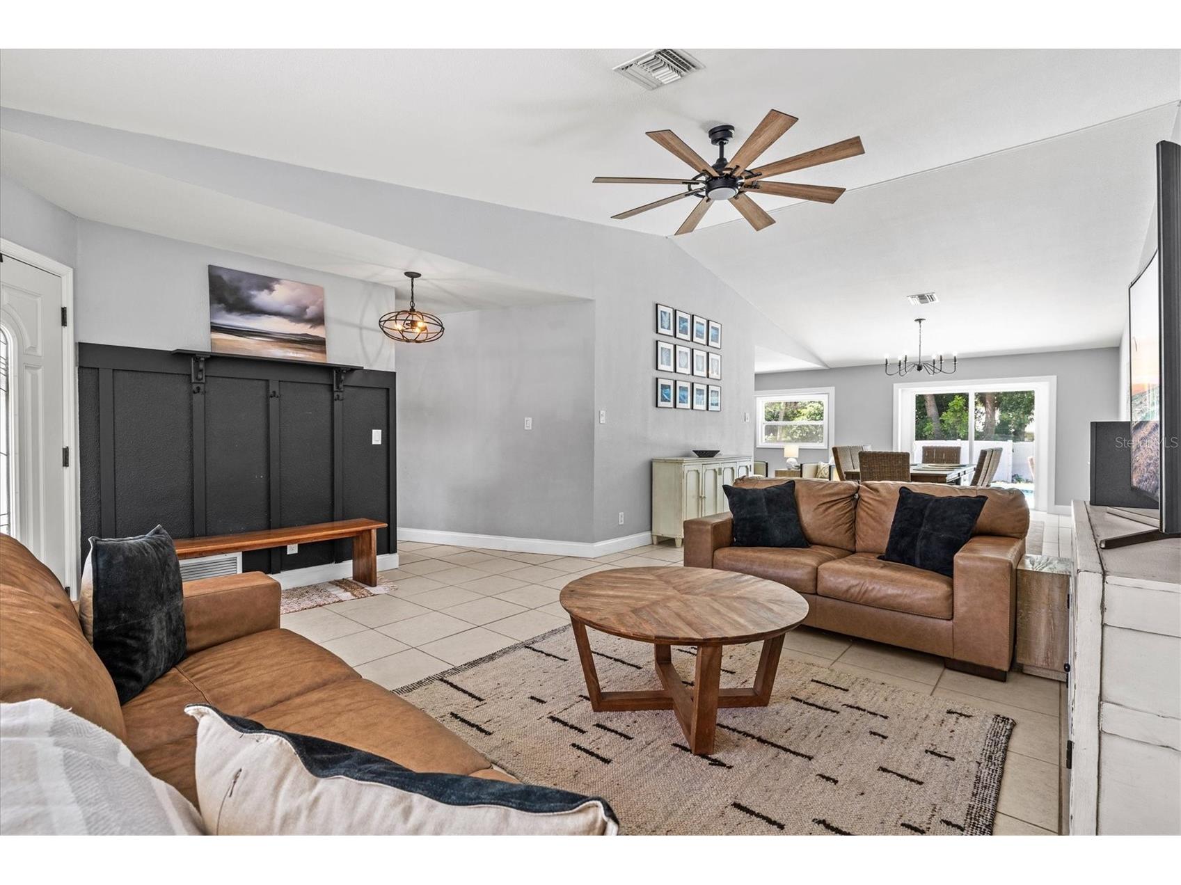 211 Avenida De Bahia Nokomis FL 34275 A4698076 image10