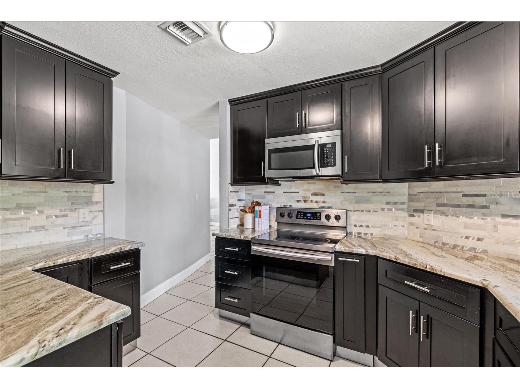 211 Avenida De Bahia Nokomis FL 34275 A4698076 image13