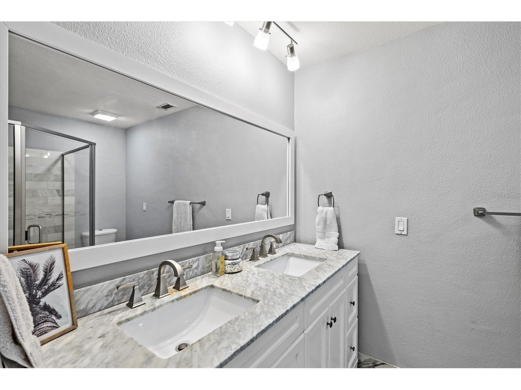 211 Avenida De Bahia Nokomis FL 34275 A4698076 image26