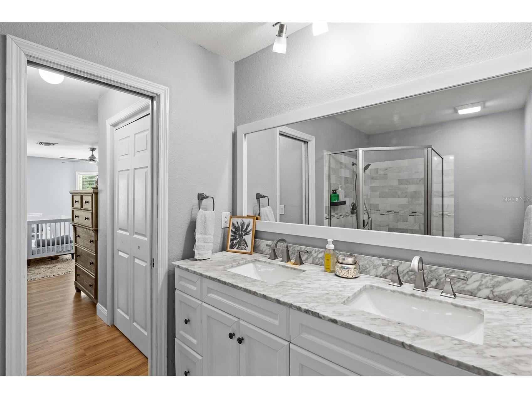 211 Avenida De Bahia Nokomis FL 34275 A4698076 image27