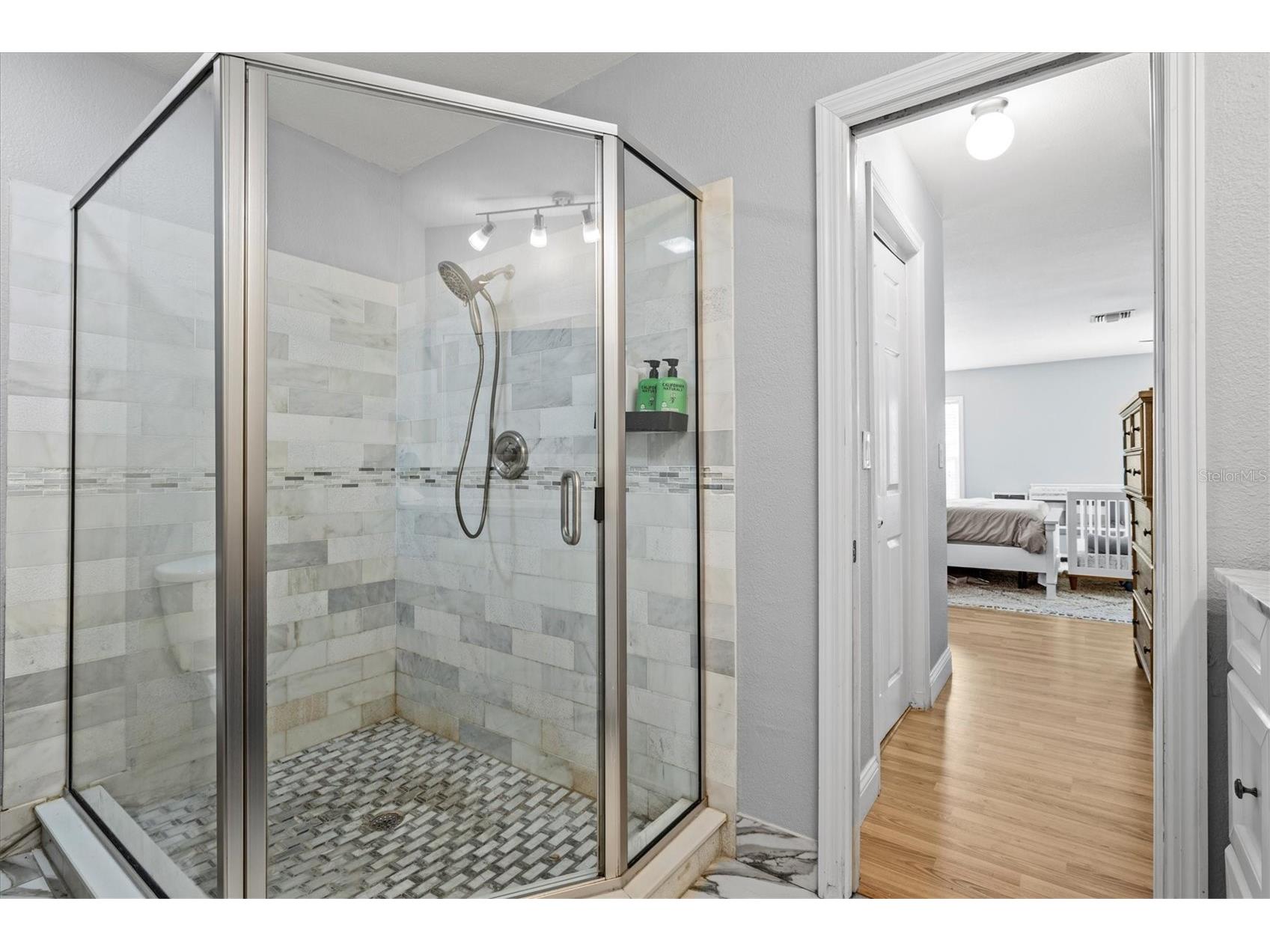 211 Avenida De Bahia Nokomis FL 34275 A4698076 image28