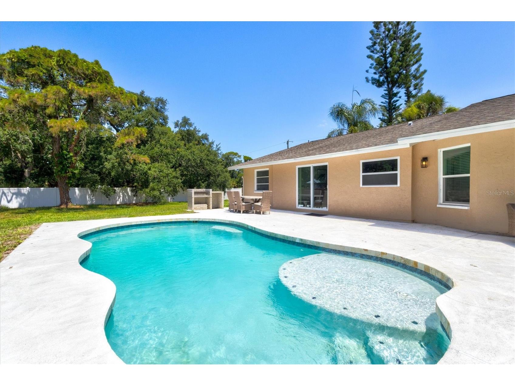 211 Avenida De Bahia Nokomis FL 34275 A4698076 image39