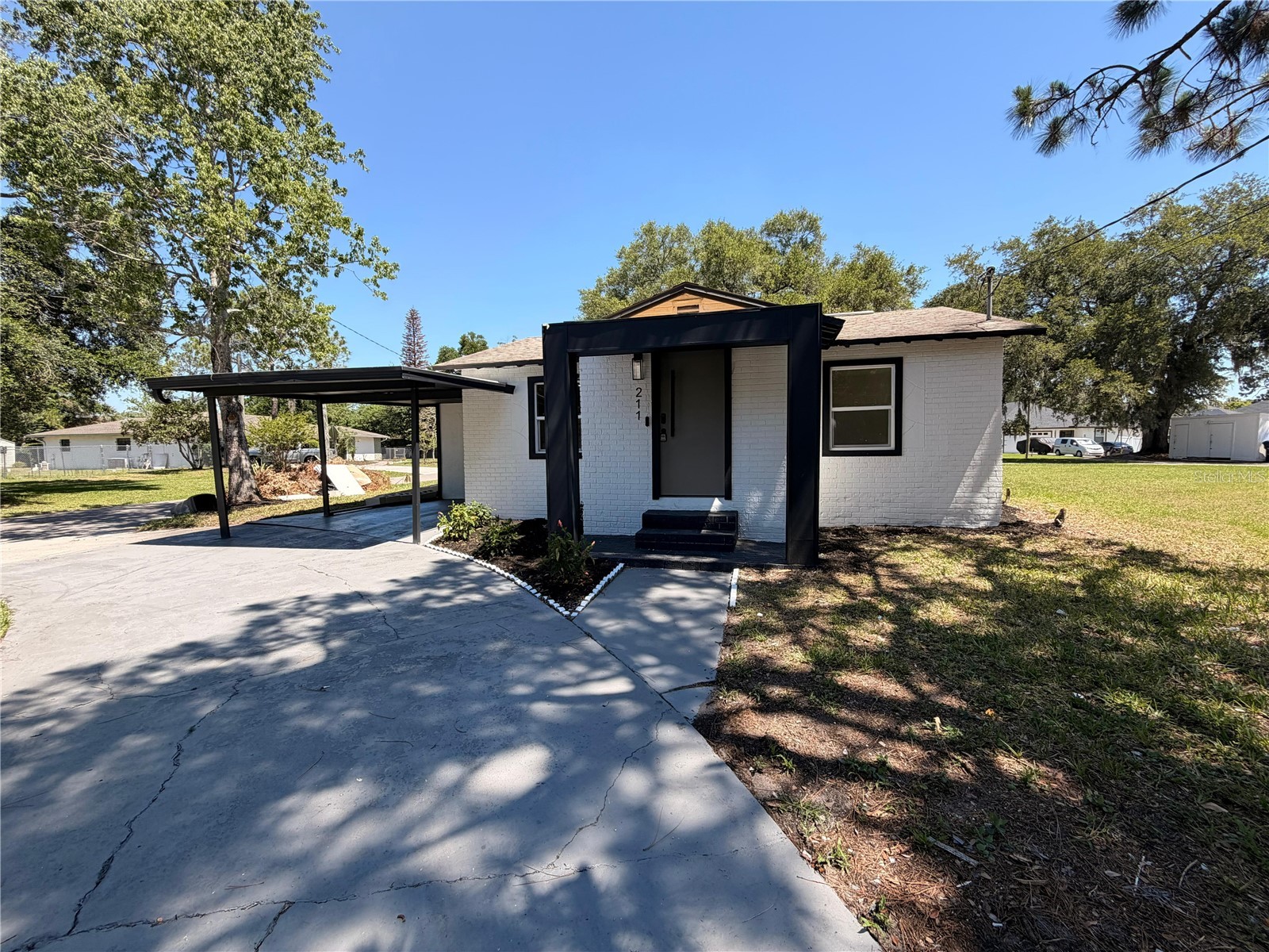 211 Bayshore Drive Orlando FL 32805 S5151993 image1