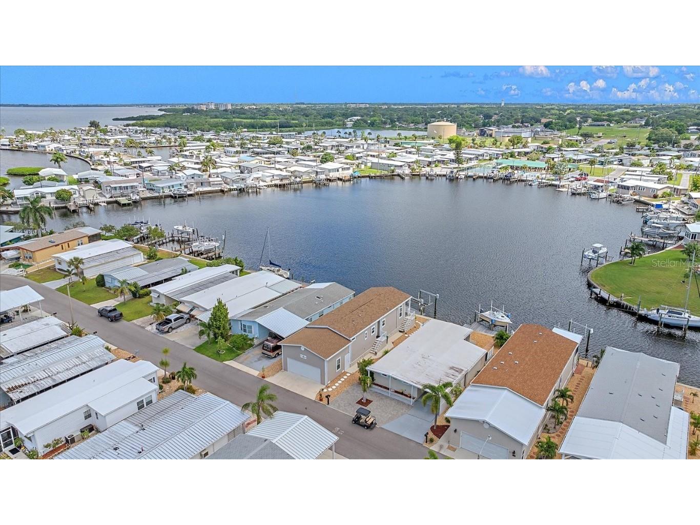 211 Bimini Drive Palmetto FL 34221 A4624488 image1