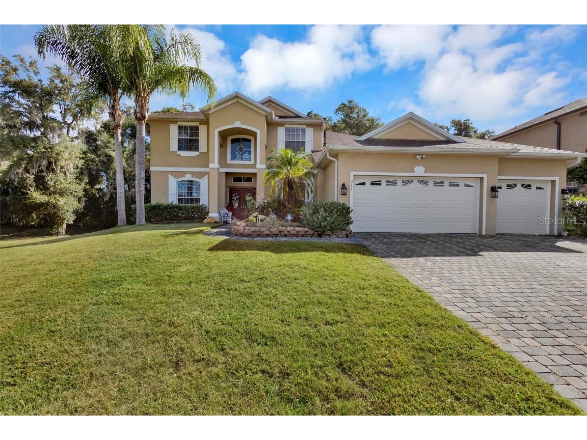 211 Blue Crystal Drive Deland FL 32720 V4933056 image1