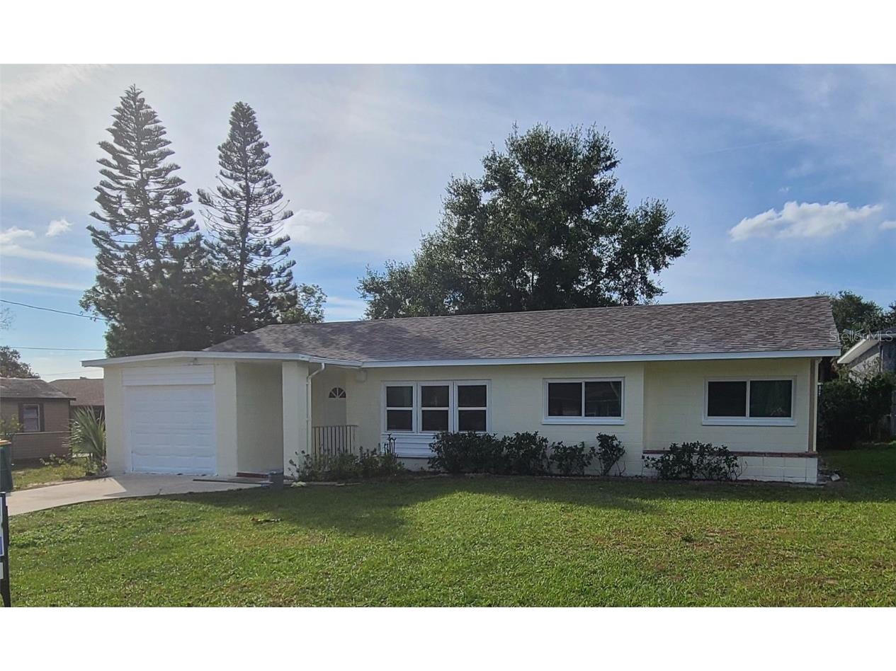 211 Campbell Drive Tavares FL 32778 O6156239 image1