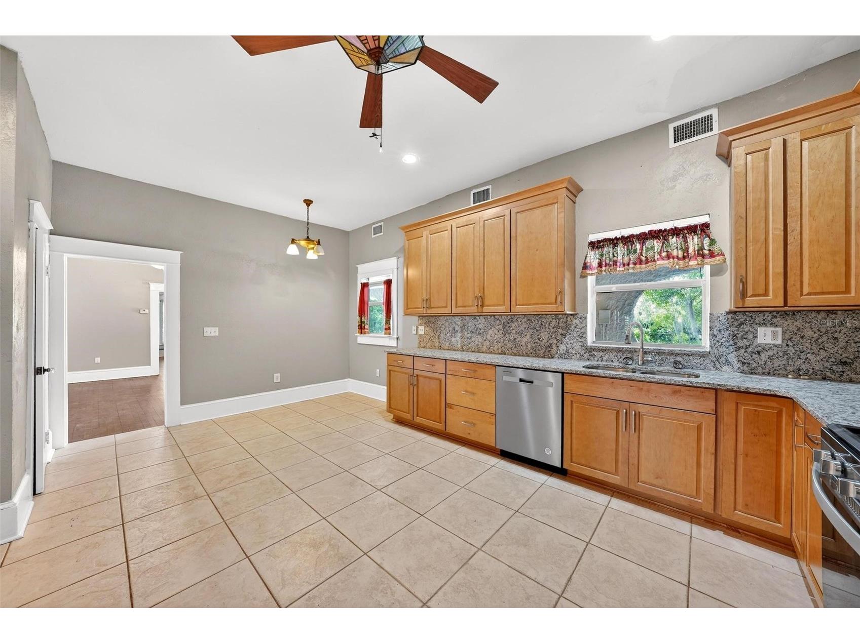 211 Cassady Street Umatilla FL 32784 G5110642 image16