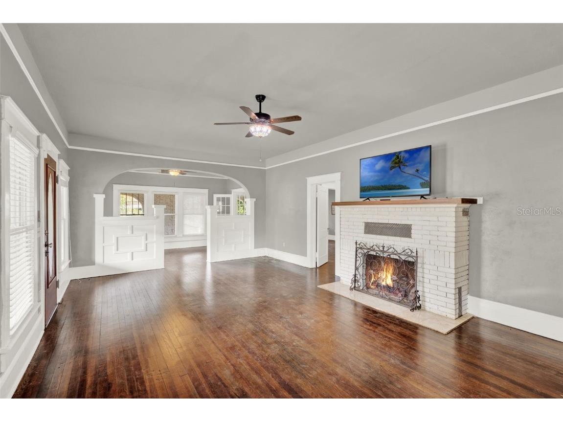 211 Cassady Street Umatilla FL 32784 O6328956 image19