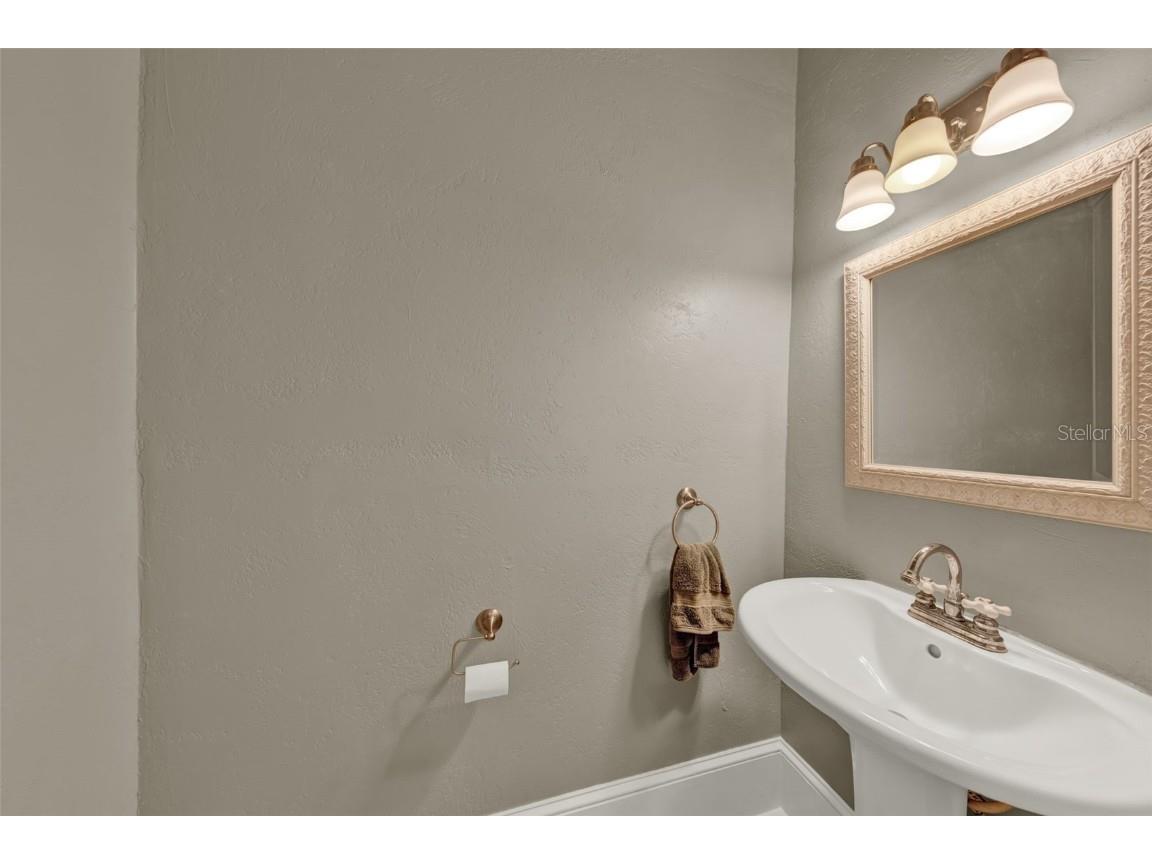 211 Cassady Street Umatilla FL 32784 O6328956 image38