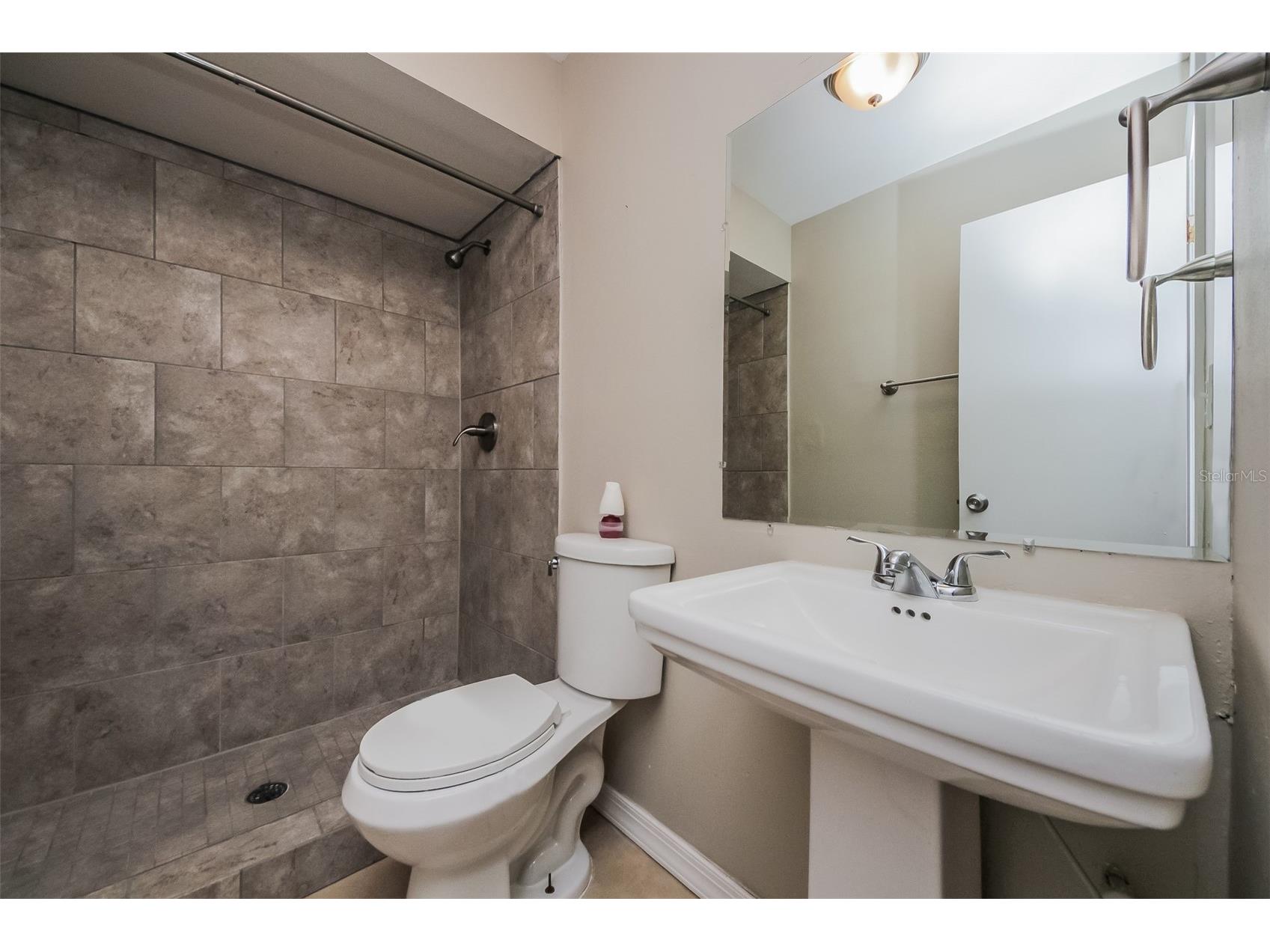 211 Cobalt Drive Kissimmee FL 34758 O6397440 image10