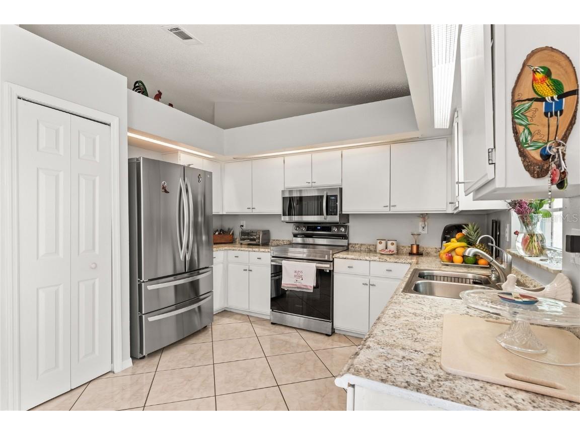 211 Dalton Drive Kissimmee FL 34758 O6296997 image10