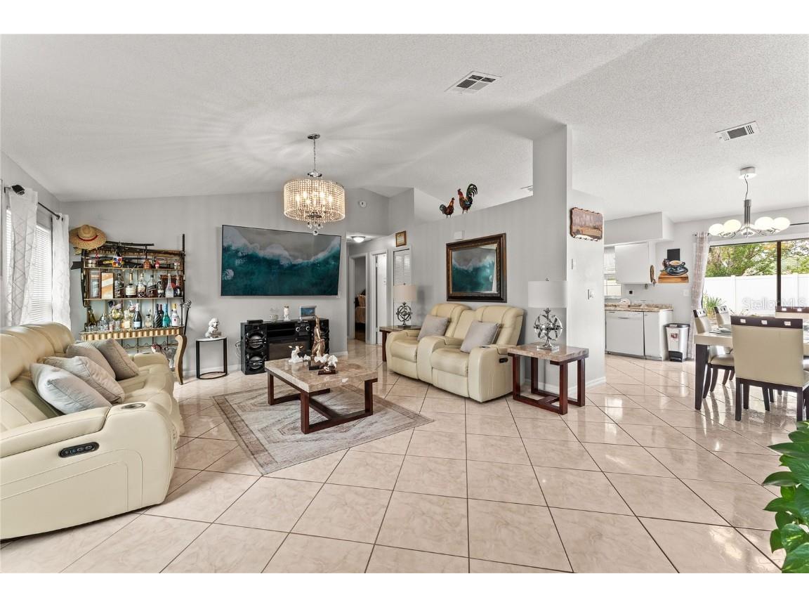 211 Dalton Drive Kissimmee FL 34758 O6296997 image4