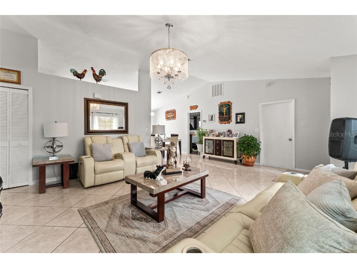 211 Dalton Drive Kissimmee FL 34758 O6296997 image5