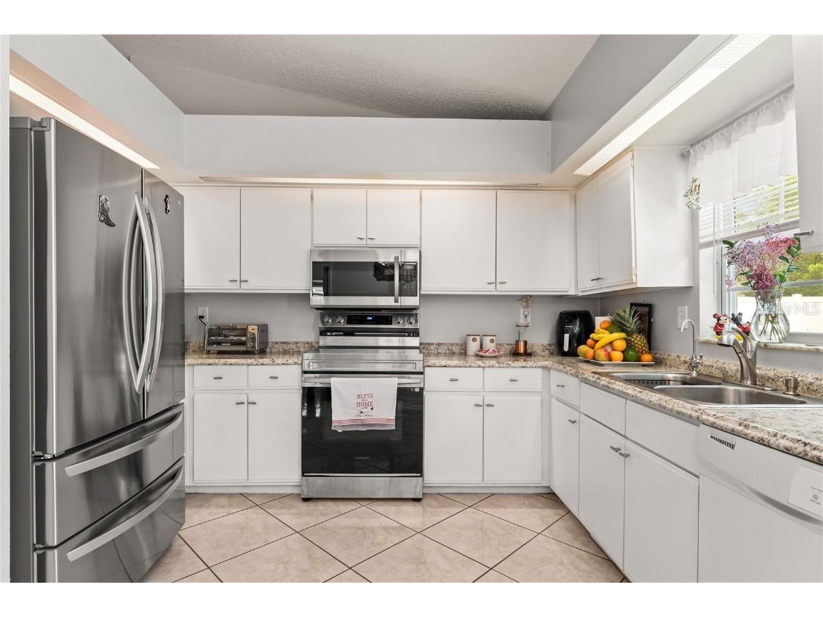 211 Dalton Drive Kissimmee FL 34758 O6296997 image8