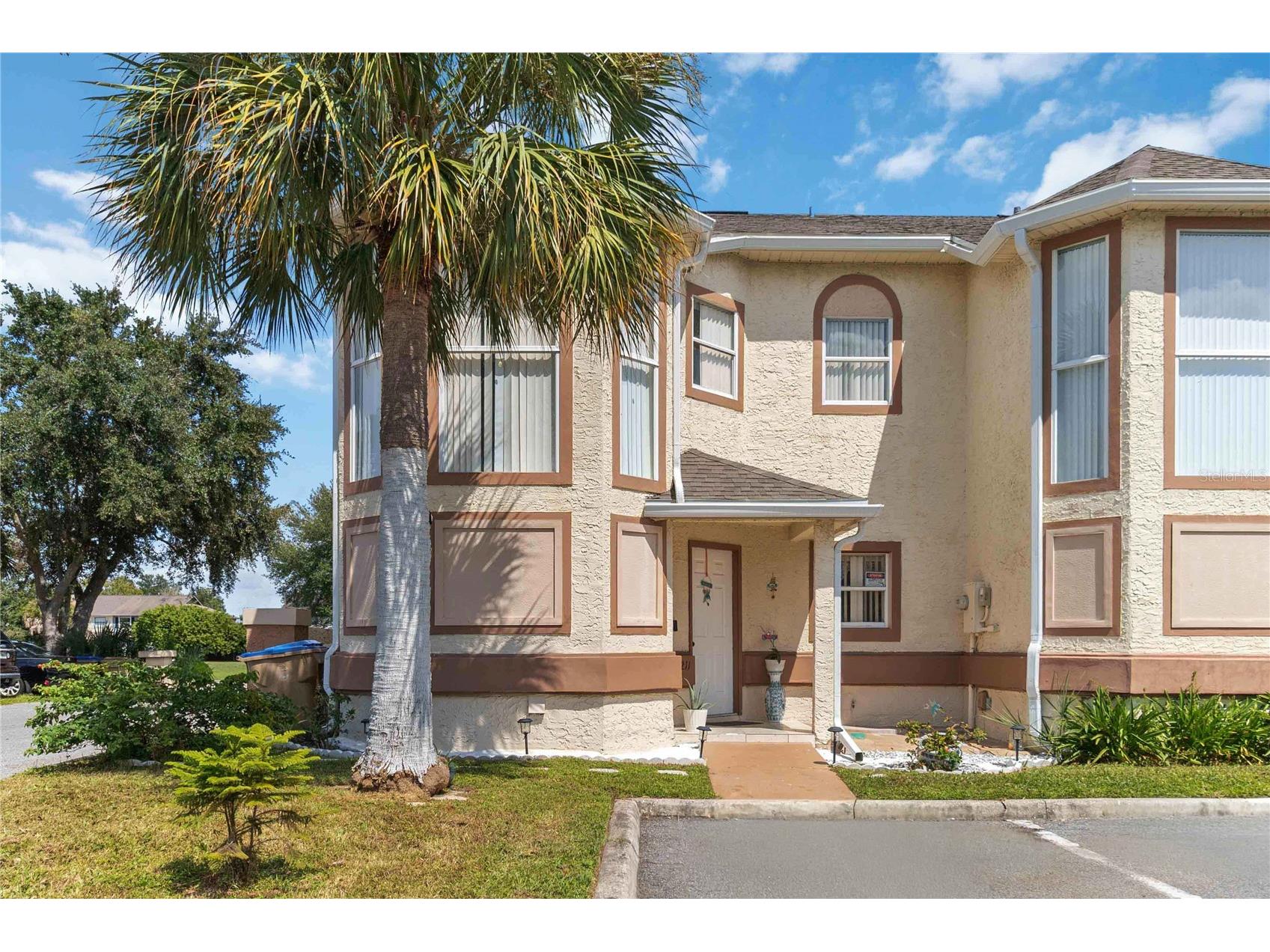 211 Dawn Court Kissimmee FL 34743 S5143257 image1