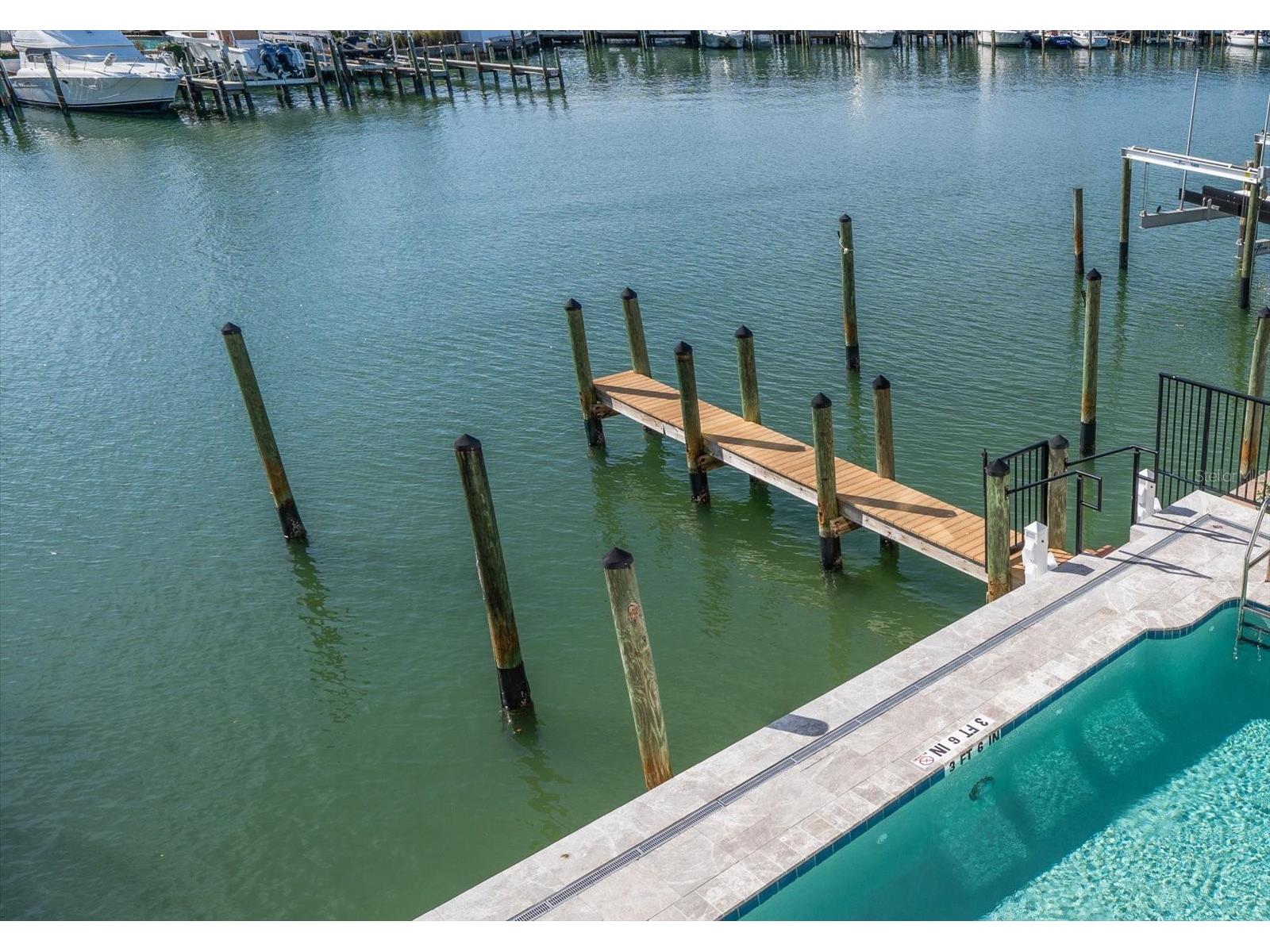 211 Dolphin Point #2 Clearwater FL 33767 TB8458721 image8